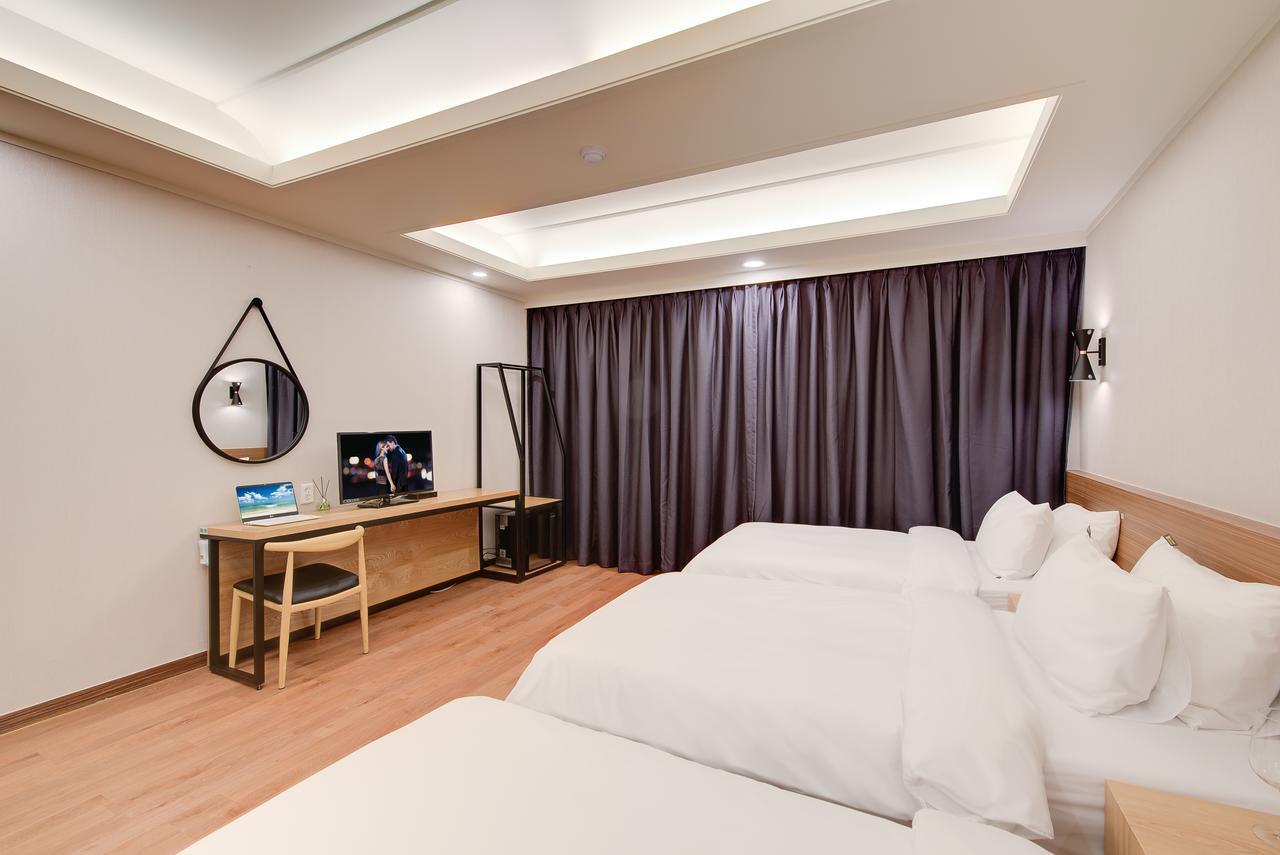 M Hotel Seoul Exterior photo