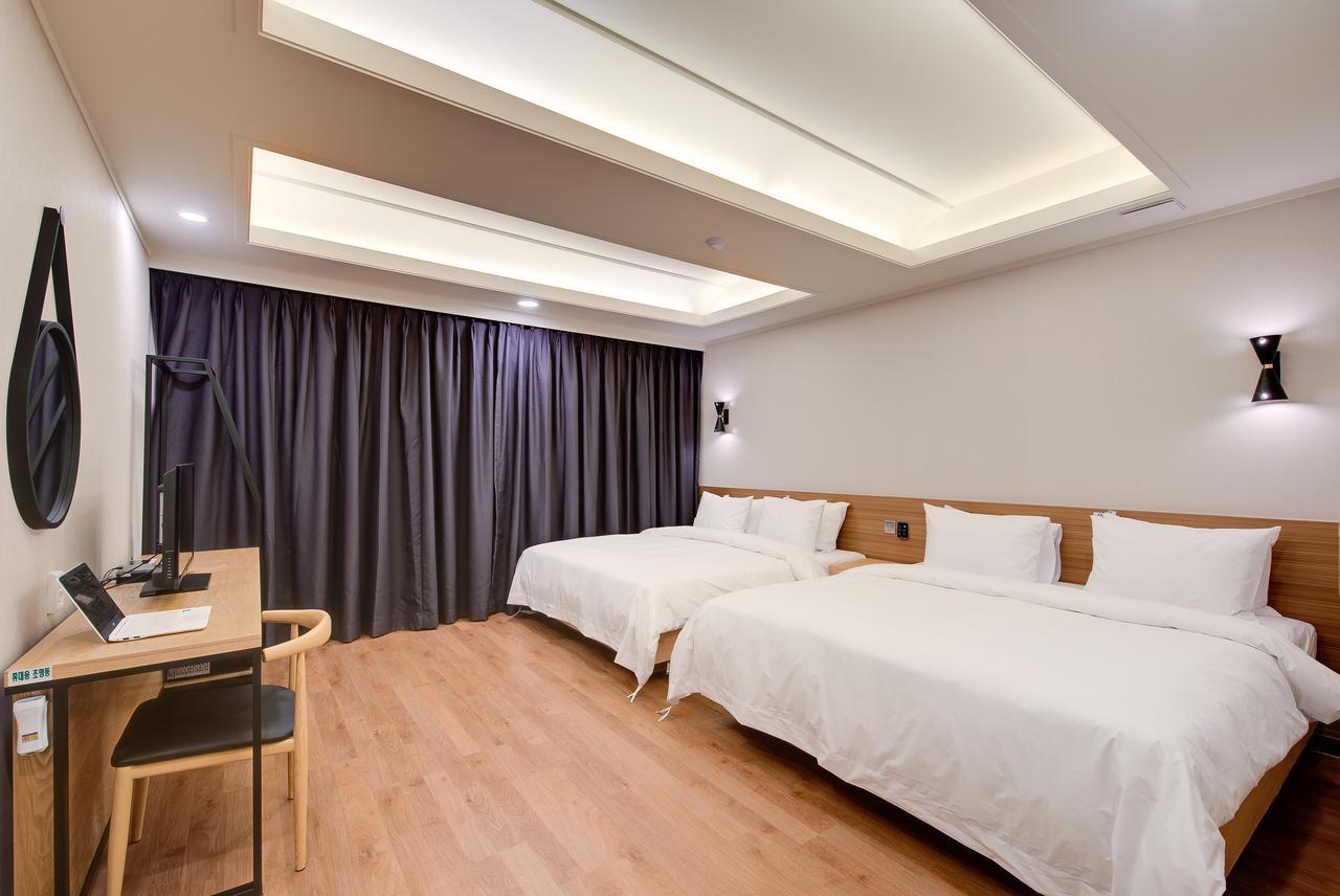 M Hotel Seoul Exterior photo