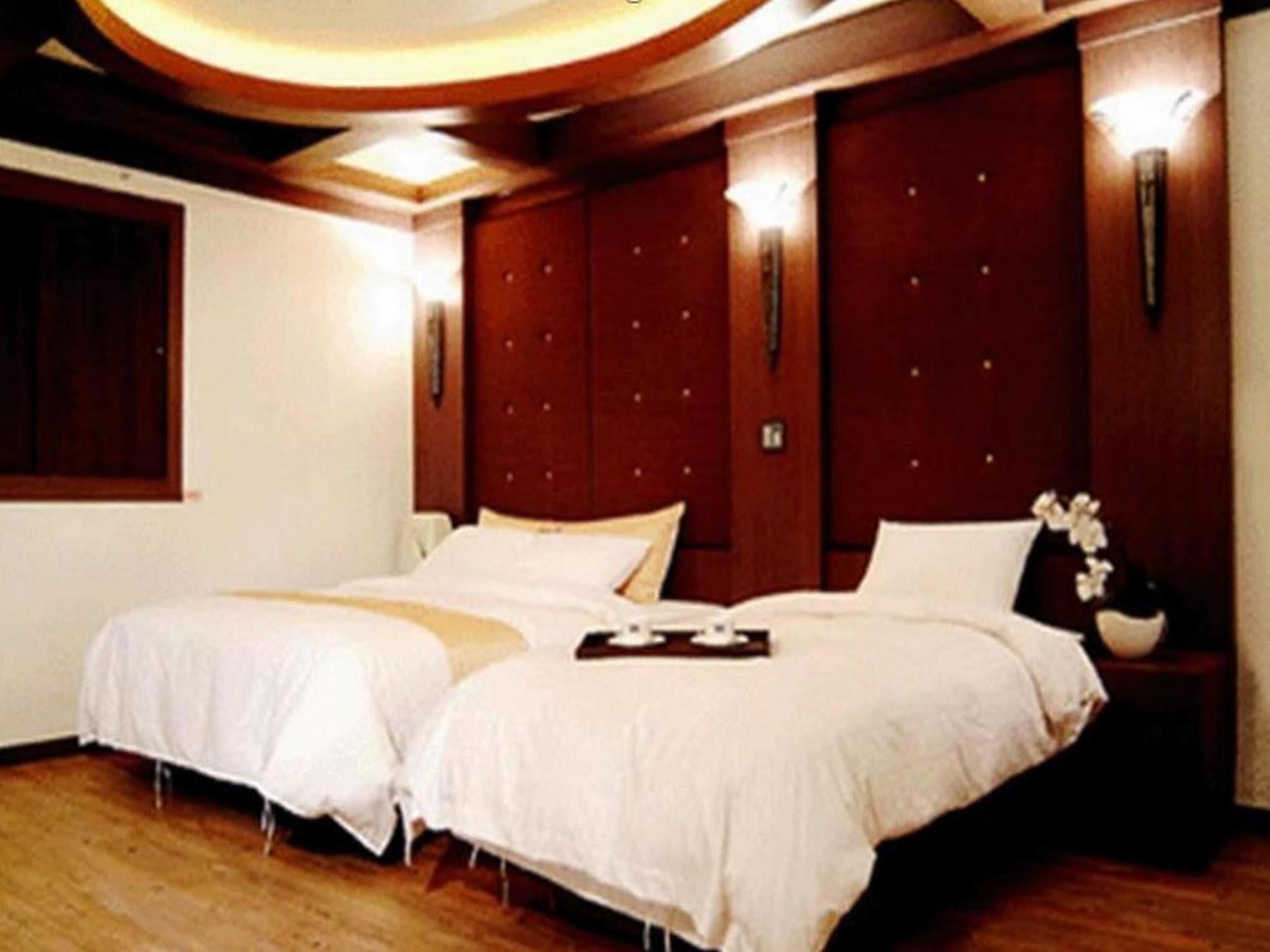 M Hotel Seoul Exterior photo