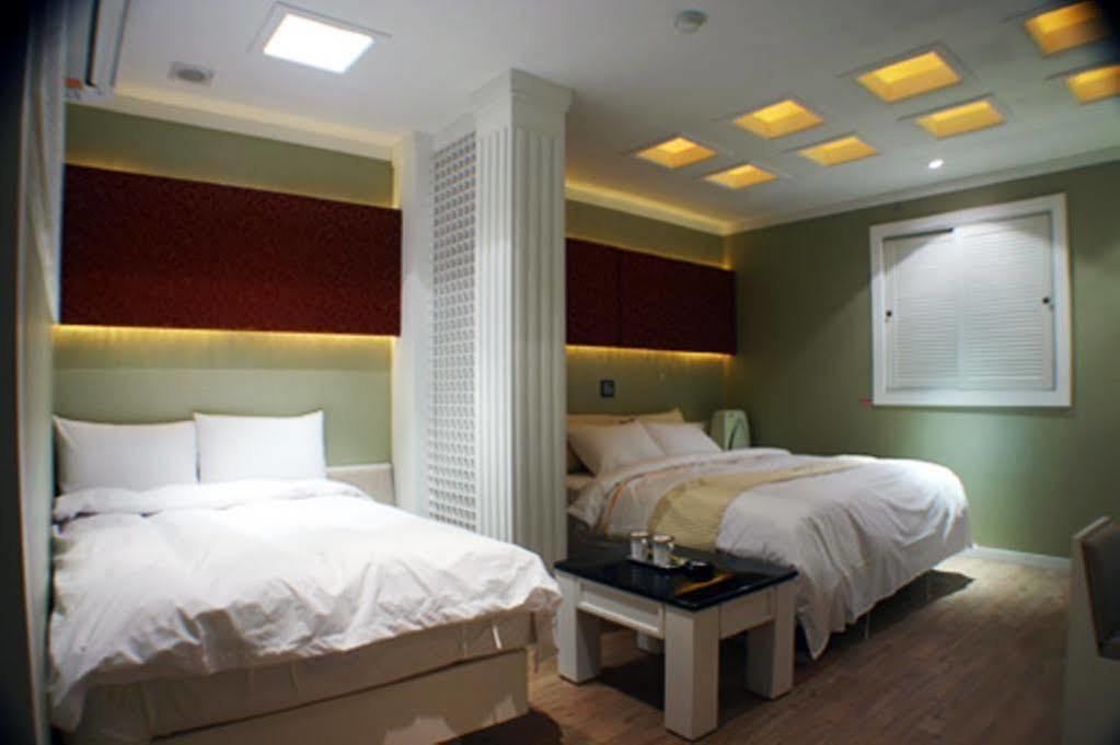 M Hotel Seoul Exterior photo