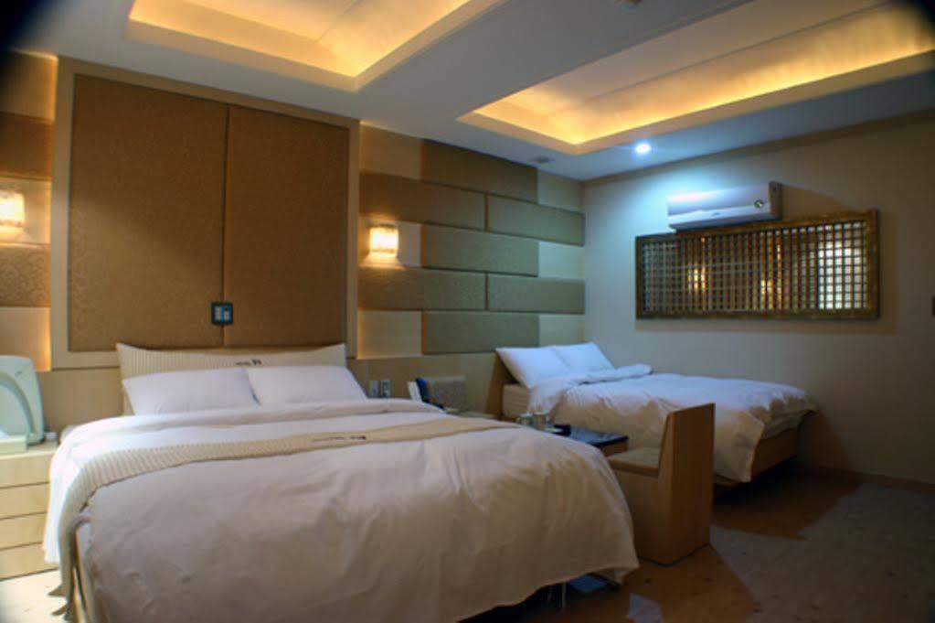 M Hotel Seoul Exterior photo